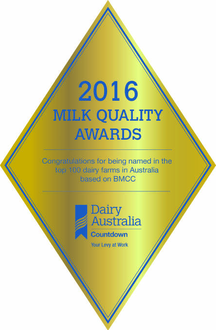 The top 100 farmers with the lowest bulk milk cell count receive a gold plaque in the national milk quality awards.