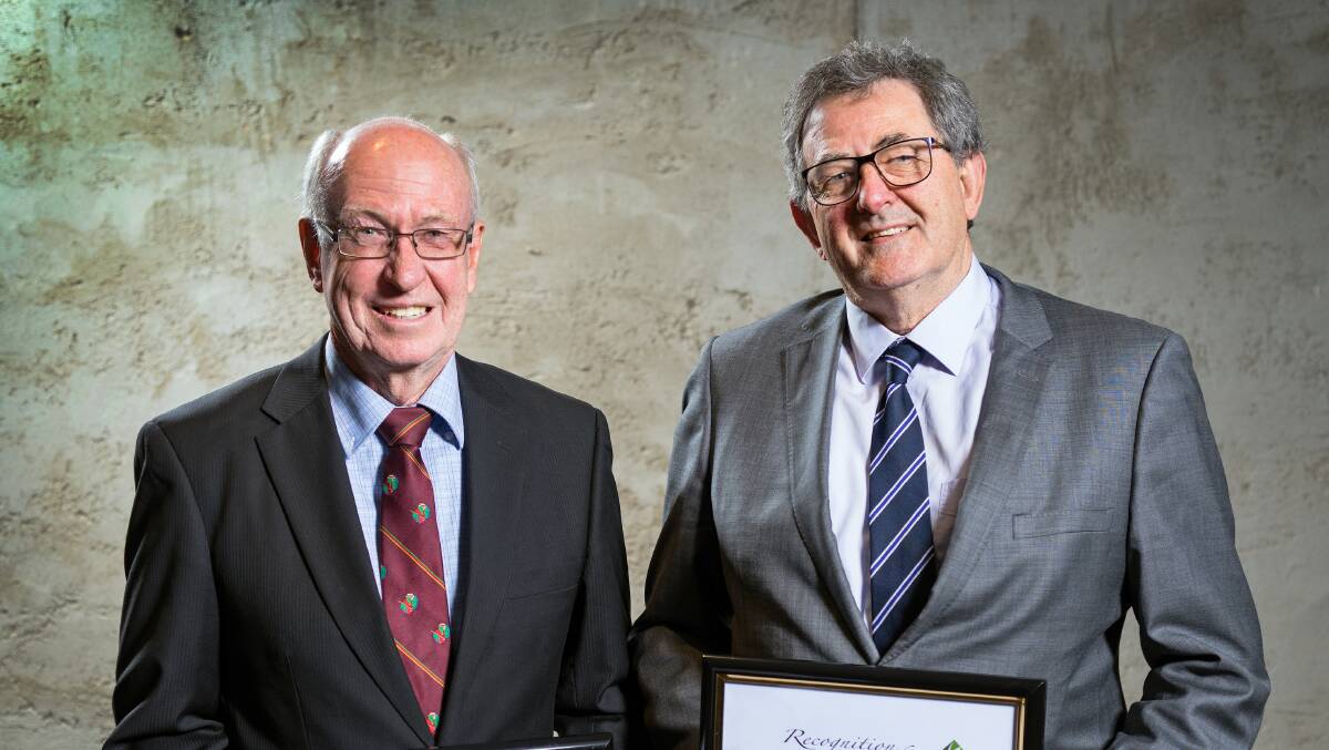 Fertilizer Australia recognition for Garry Kuhn and Rob Norton.