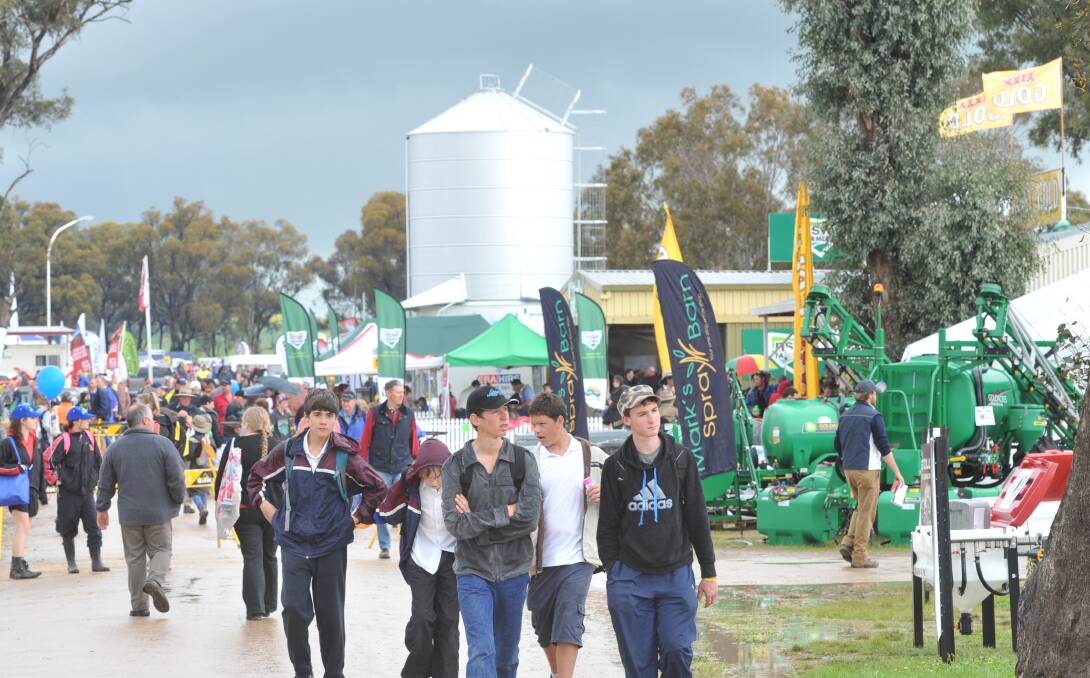 The Australian Competition and Consumer commission is urging visitors to Henty Machinery Field Days to ask questions or share comments or concerns about competition in the agriculture sector.