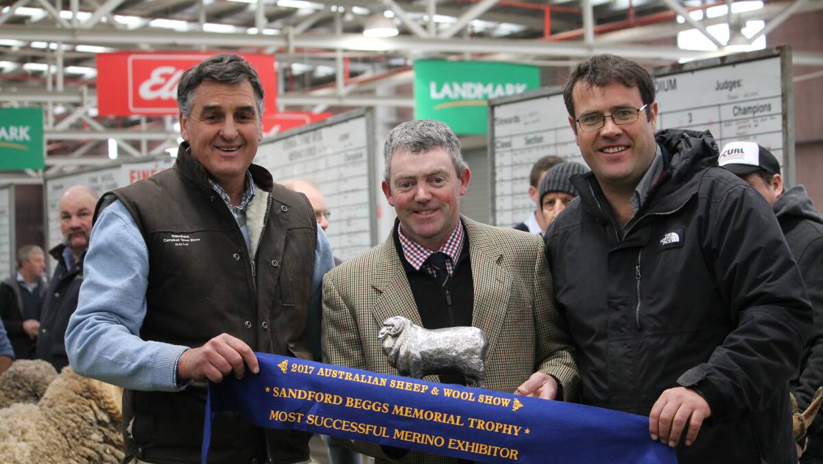 Chris Clonan, Alfoxton stud, Armindale, NSW, and Paul Walton, Wurrook stud, Rokewood, tied for the most successful exhibitor, presented by Richard Beggs (centre). Photos: Laura Griffin