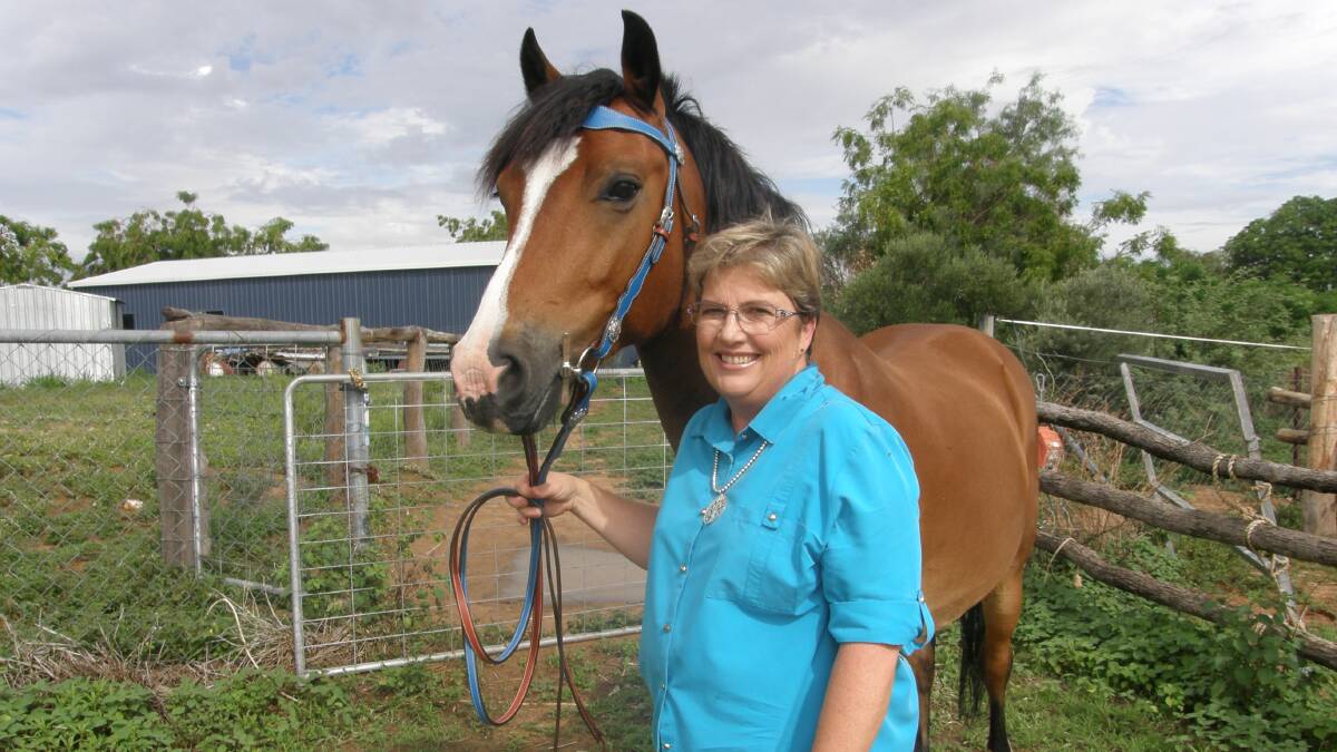 Noeline loved working with horses.
