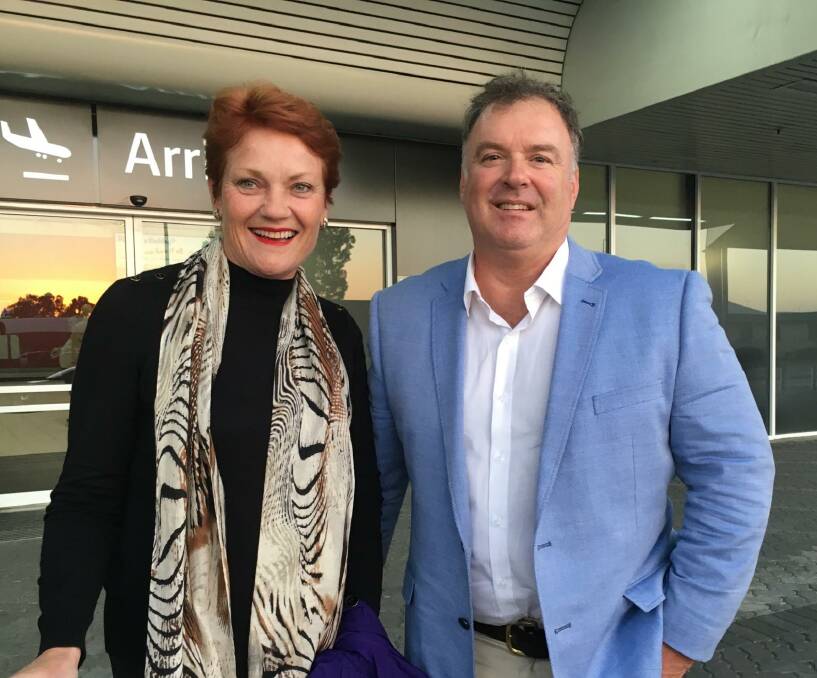 Pauline Hanson with her WA One Nation Senate Candidate Rod Culleton during the 2016 federal election campaign.