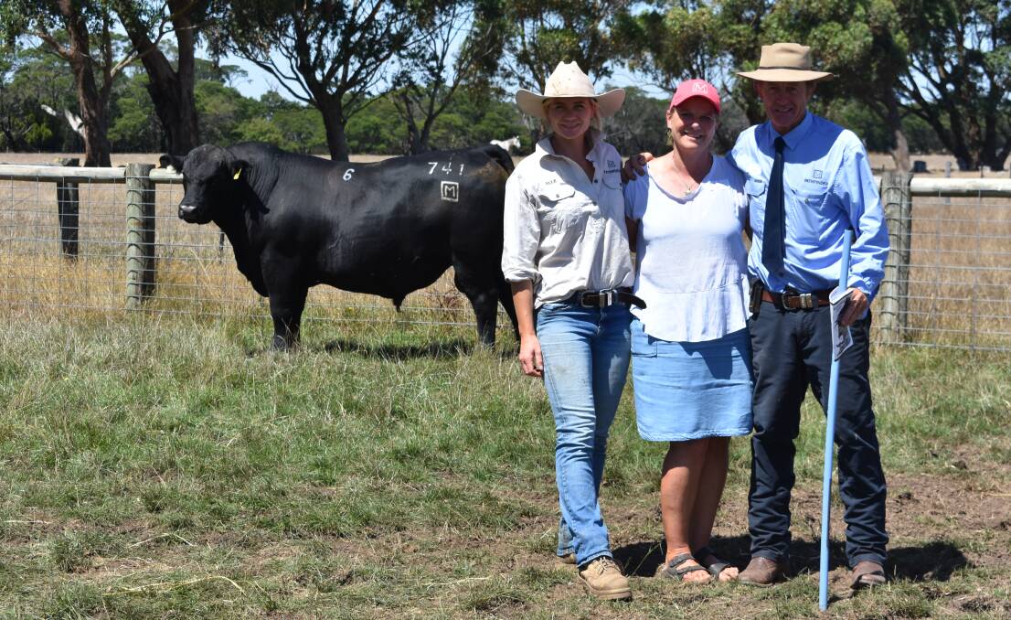 The top-priced $31,000 bull with Pathfinder Angus stud principals Elle, Sara and Nick Moyle, Gazette, after the February sale. Picture by Andrew Miller