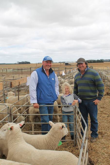 Will & Spures Lynch of Boorana Perendales, Woorndoo purchased the top priced ram at Chrome's ram sale last week, pictured with Chrome's Matt Tonnissen.