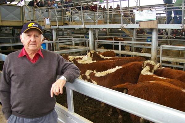 Ron Conway, from R&BA Conway, Glengarry, sold eight Hereford steers, 14 months, at $640.