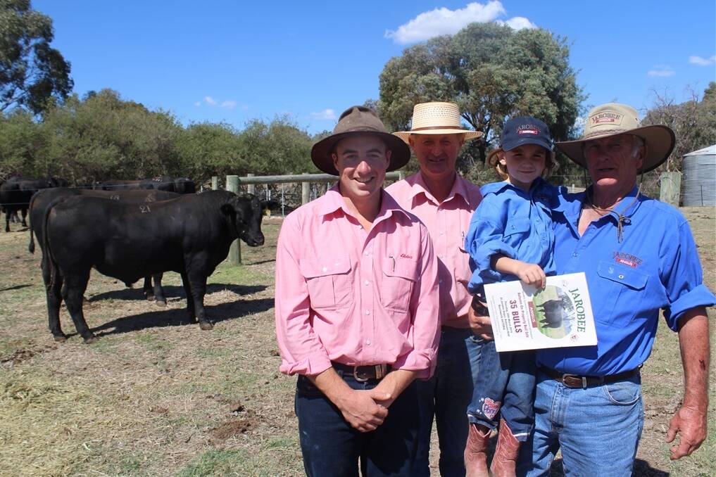 Pictured with top-priced bull is Elders agents Brett Shea and Stephen Street with Jarobee co-principal Alan Robinson and assistant Steph Robinson. 