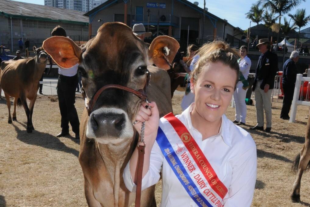Newly crowned Dairy Cattle Young Paraders National Champion Kayla Bradley, Lockington, Victoria at last week’s Royal Queensland Show.
