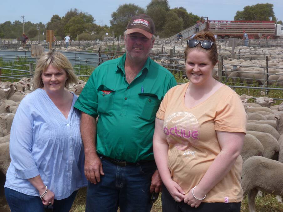 Trevor Colliver, wife Jane and daughter Claire, from Langkoop, sold a May/June-drop line of ewe lambs to $168 at Edenhope on Thursday. They were among several Border-district vendors at the sale to offer biosecurity accreditation for their stock which permitted travel into South Australian jurisdictions.