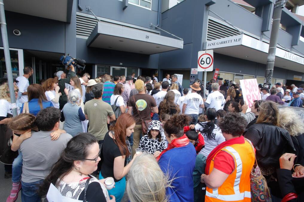 Protest against restrictions on the sale of raw milk outside the parliamentary offices of Victorian Government MP, Jane Barrett. 