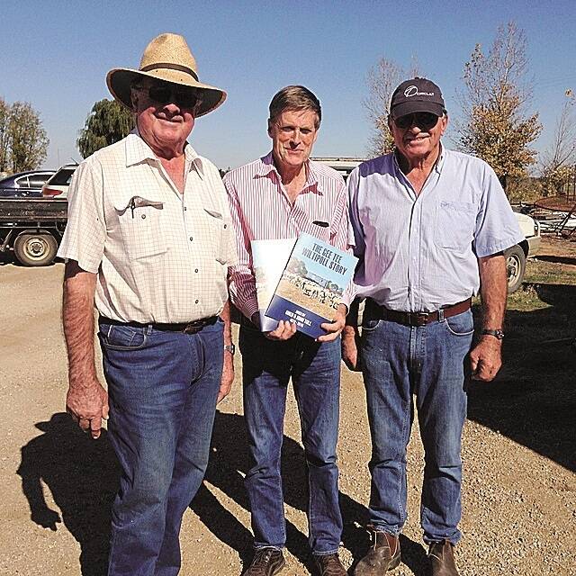 Greg Toll (left), Gee Tee Wiltipoll, Gunbower, is pictured with another founding Wiltipoll breeder, Bill Weatherly, and his brother John Toll.