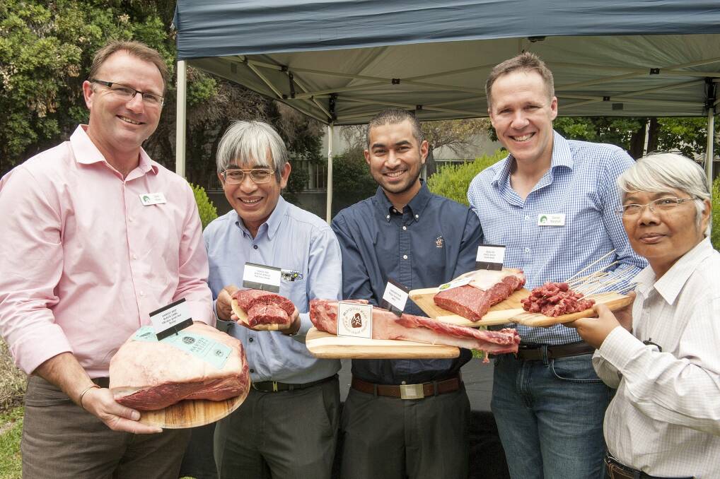 Dale Miles, DAFWA, Sittiporn Boorananart, Max Beef, Wayu Rojvithec, Austhai Beef, Daniel Marshall, DAFWA, and Colonel Matana, Pon-Yang-Khram Beef Co-operative, sample some WA beef during the Thai delegation's visit.