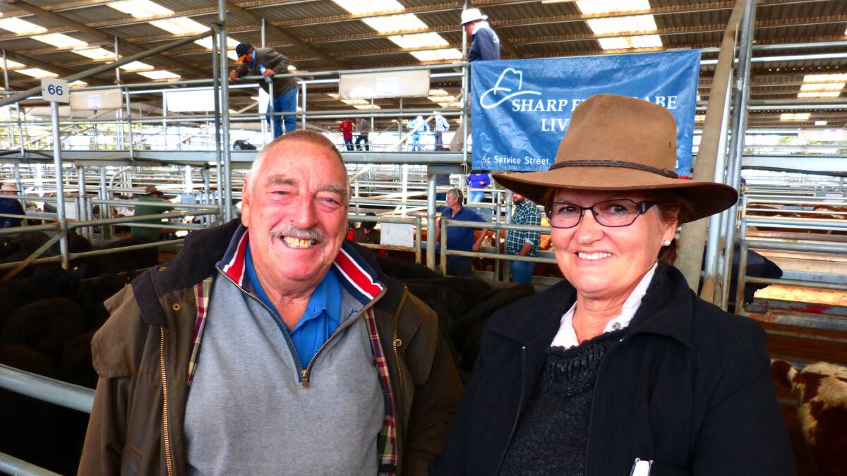 Barry & Lea Worseldine, Creighton Grange Angus, Clifton Creek, were very selling their 25 Angus heifers to another breeder, for $1460 at Bairnsdale, Friday.