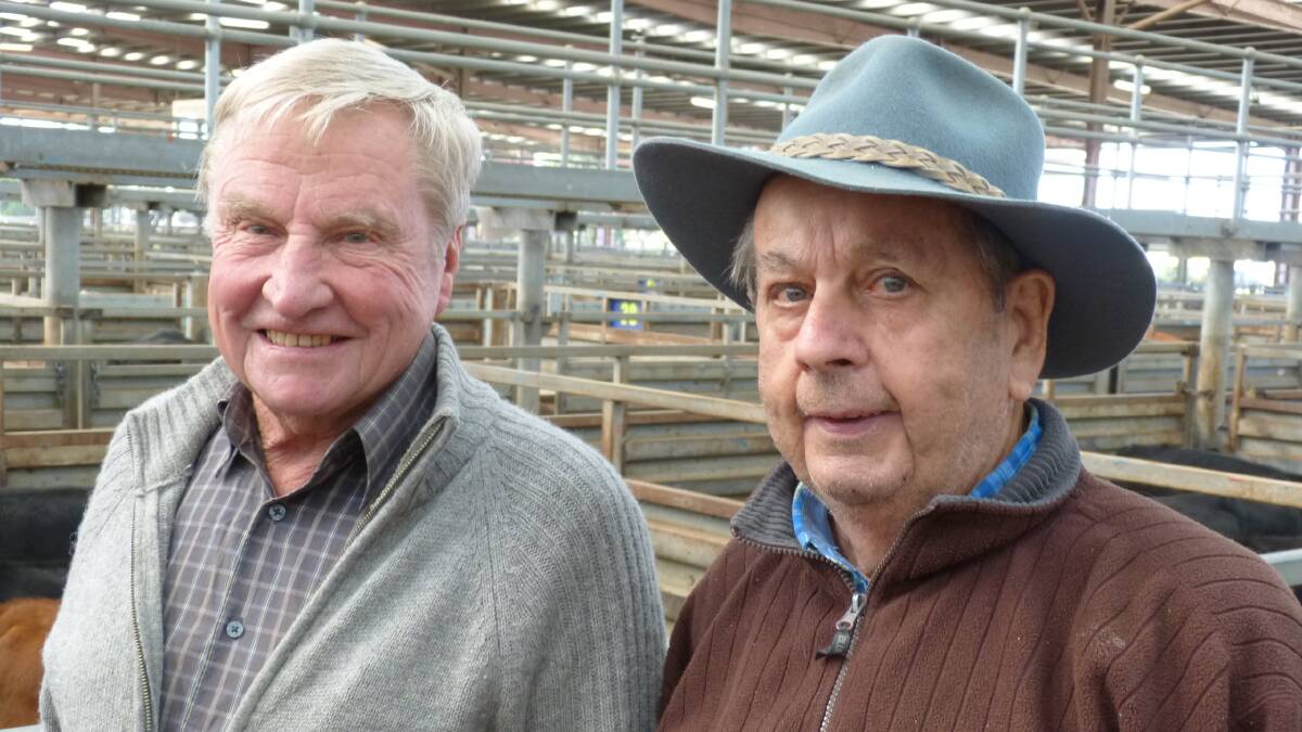 Two retired Alex Scott & Staff agents, Ian Bryant and Max Ashton, caught up with each other at Pakenham store sale last Thursday.