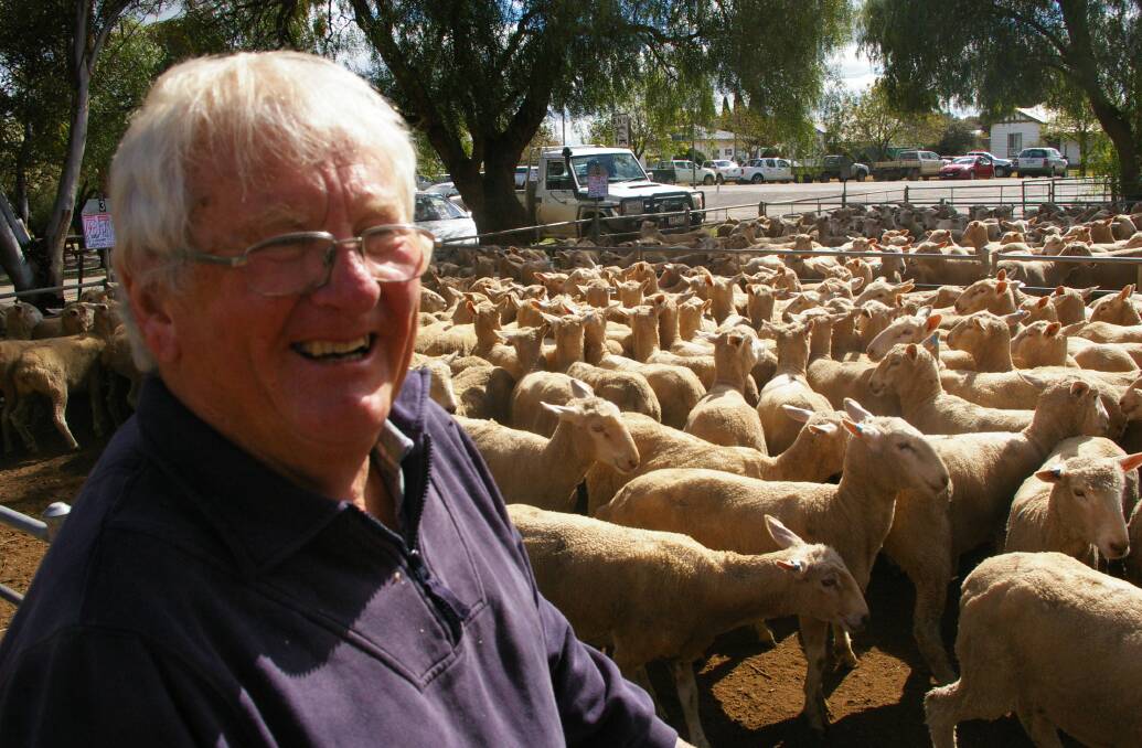 Ken Rice, Boort was extremely pleased with his lots of crossbred ewe lambs sold at $222 and $182 a head. 