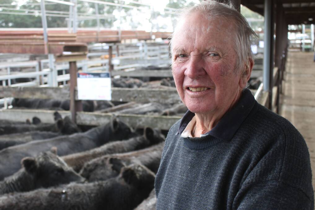 John Hayden, Glenthompson, was delighted when his Weeran-blood spring-drop Angus steers, 246kg, made to $1087, and his heifers, 216kg, realised $967 a head. 