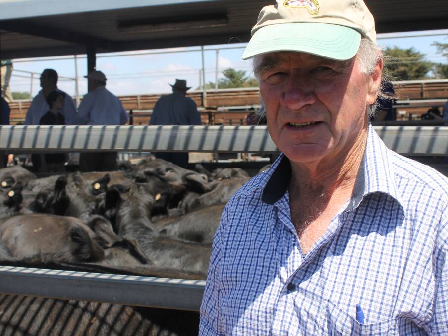 Doug Robertson sold his 2nd-draft of Nangana Angus steers, 366kg at 382c/kg prices he said were 50 cents higher and plus 15 kilograms heavier.
