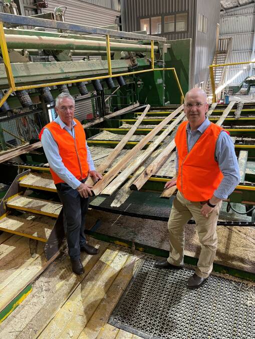 SCIENTIFIC EVIDENCE: Shadow Agriculture Minister Peter Walsh and Member for Gippsland South visiting Radial Timber in Gippsland. Mr Walsh is calling on more science based reasoning over the decision to phase out native title logging by 2030. 
