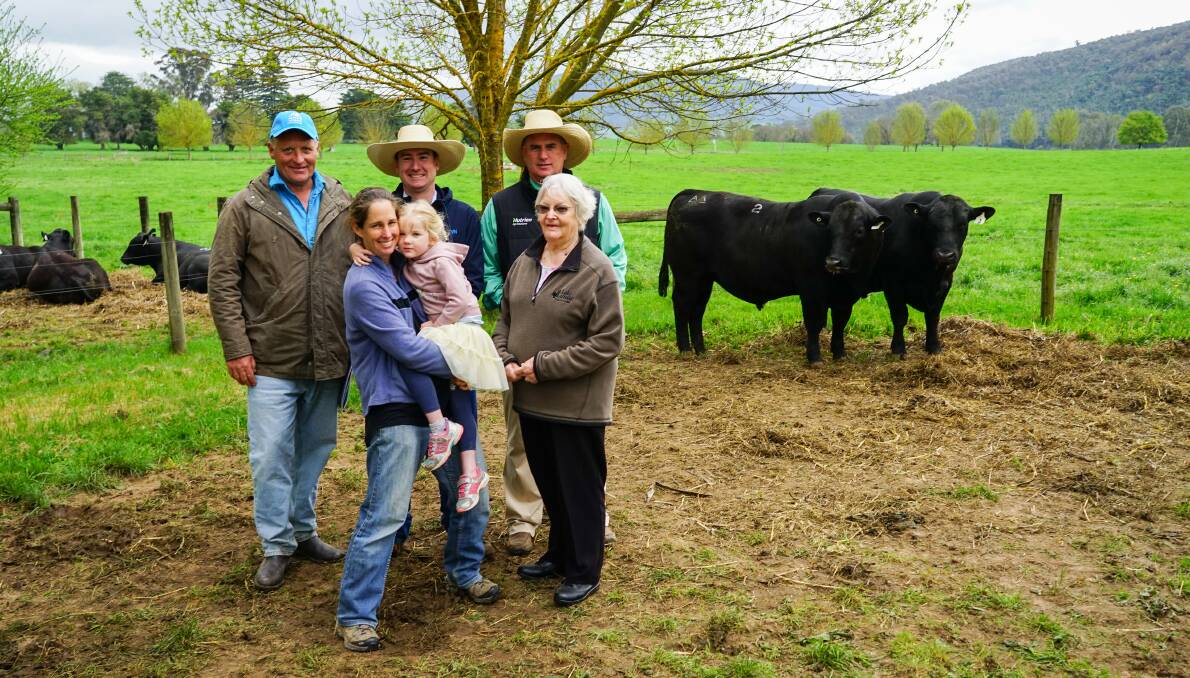 Alpine Angus stud manager Chris Oswin, AWN livestock agent Andrew McIntyre, Nutrien south-east stud stock manager Peter Godbolt, and Michelle, Ella and Annette Smith, Ramelton, Byawatha. Picture by Rachel Simmonds