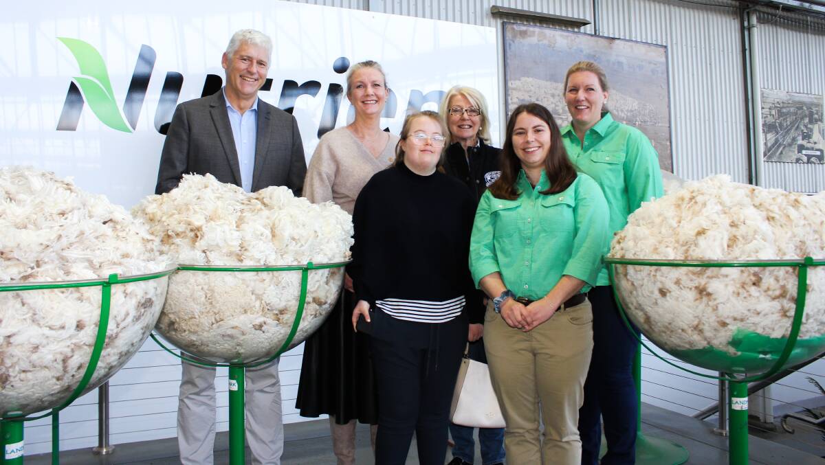 Australian Wool Testing Authority sampling operations manager Tim Steere, Down Syndrome Australia health program manager Natalie Graham, Down Syndrome Australia ambassador Henrietta Graham, Australian Stud Sheep Breeders Association chief executive Margot Falconer, Nutrien Bendigo wool area manager Nicole Davies and Nutrien wool account manager and convener of the competition Candice Cordy. Picture by Holly McGuinness