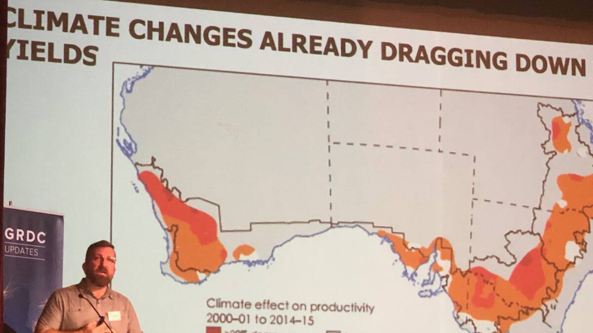 Australia National University (ANU), Dr Steven Crimp presented on climate change to a packed crowd at the Grains Research Development Corporation (GRDC) Grain Research Update held in Goondiwindi, Qld last week. 