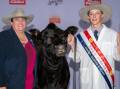 The 2021 ASA national beef cattle paraders judge Renae Keith of Allenae Angus and Poll Herefords, Roslyn. with winner Lochie McLauchlan of PJ Cattle Co, Glenormiston North , Vic. Photo: Branded Ag