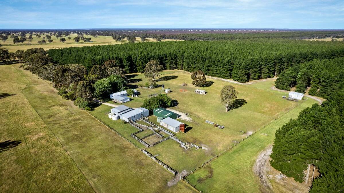 Runaroo farm is located near the Victorian-South Australian border. Pictures from PPHS