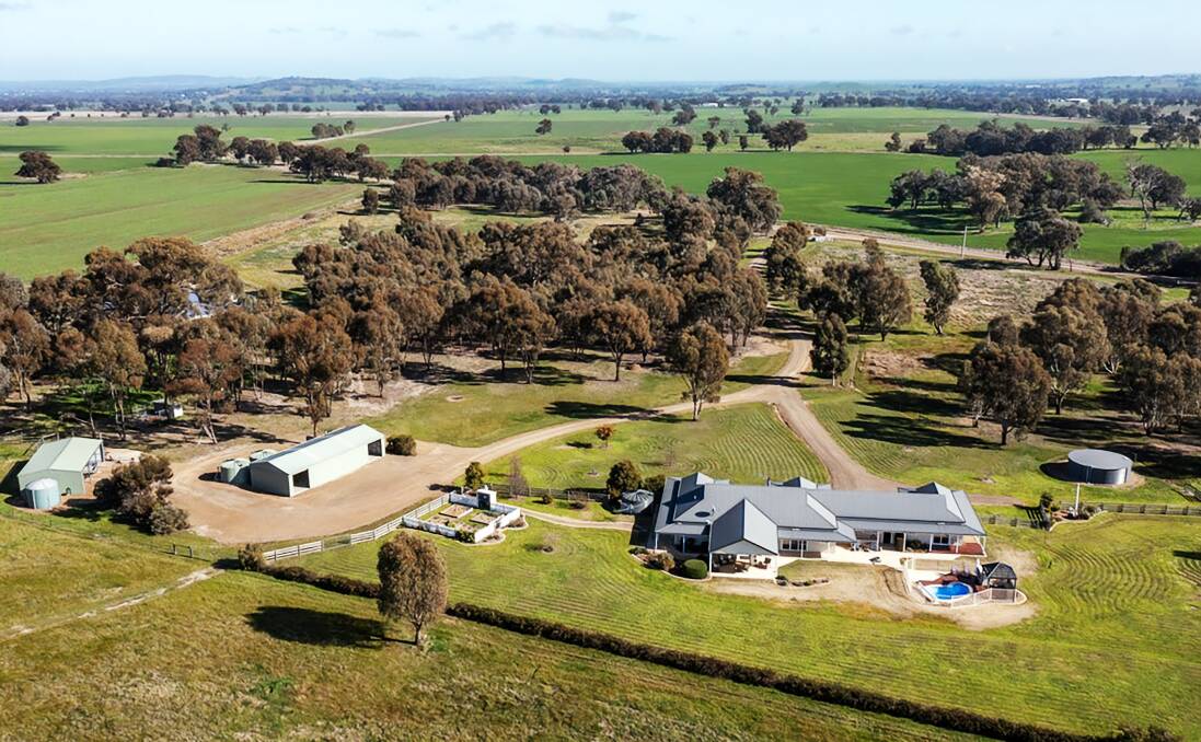 At almost $20,000 per acre, this lifestyle block near Wangaratta sold to expecations. Pictures from Nutrien Harcourts