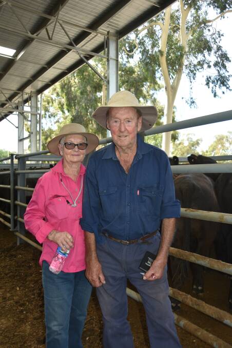 Bob and Jean Duff, Duffields, had a successful day at Euroa, presenting pens of Riga and Nublax bld mixed sex weaners, to top at $1235.