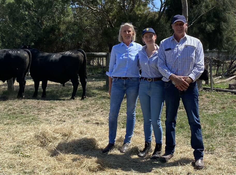 REPEAT BUYERS: Long-term clients Bec and Rick Manifold, Boortkoi Pastoral, Hexham, with Barwidgee representative Elizabeth Kelly - they bought lots 17 and 46.

