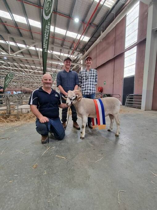 The top-priced ram at Bendigo, with stud principal Jason O'Loghlin and Leo Tompkins and Will Duggan from Calico Pastoral, Queensland. Picture supplied