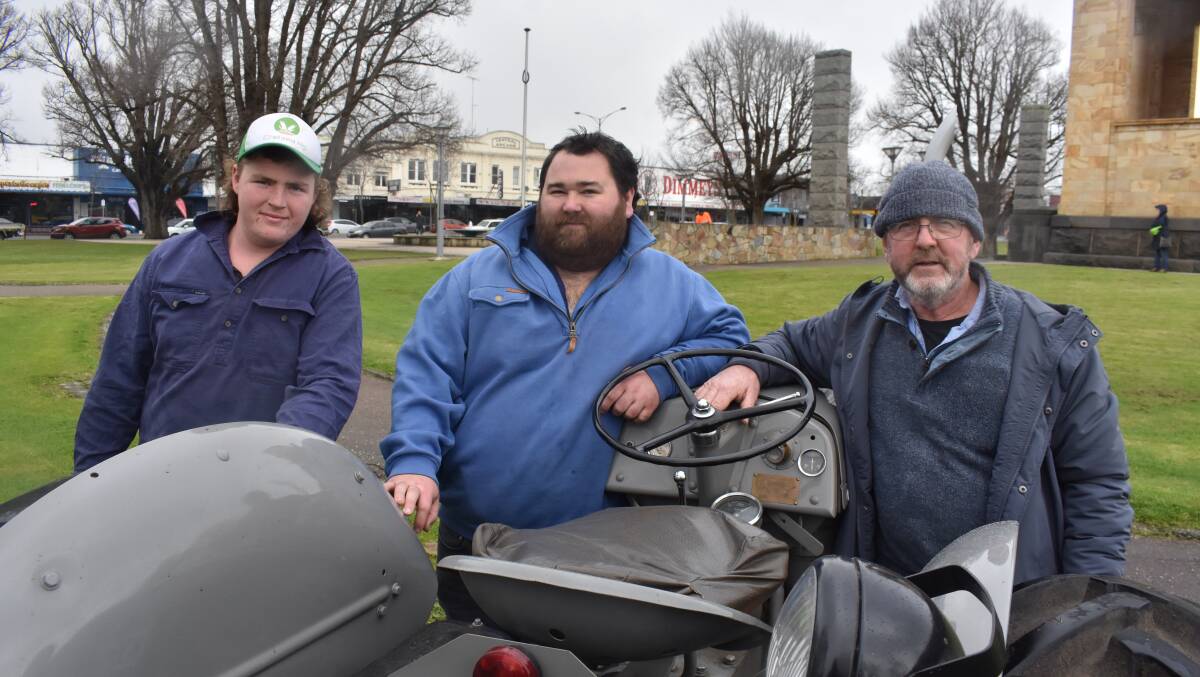 FMD FEARS: Dairy farmers Lewis Bayne, Beeac,and Brendan McKenzie, joined Colac foot and mouth rally organiser Peter Delahunty, in expressing concern about the response to the disease outbreak in Indonesia.
