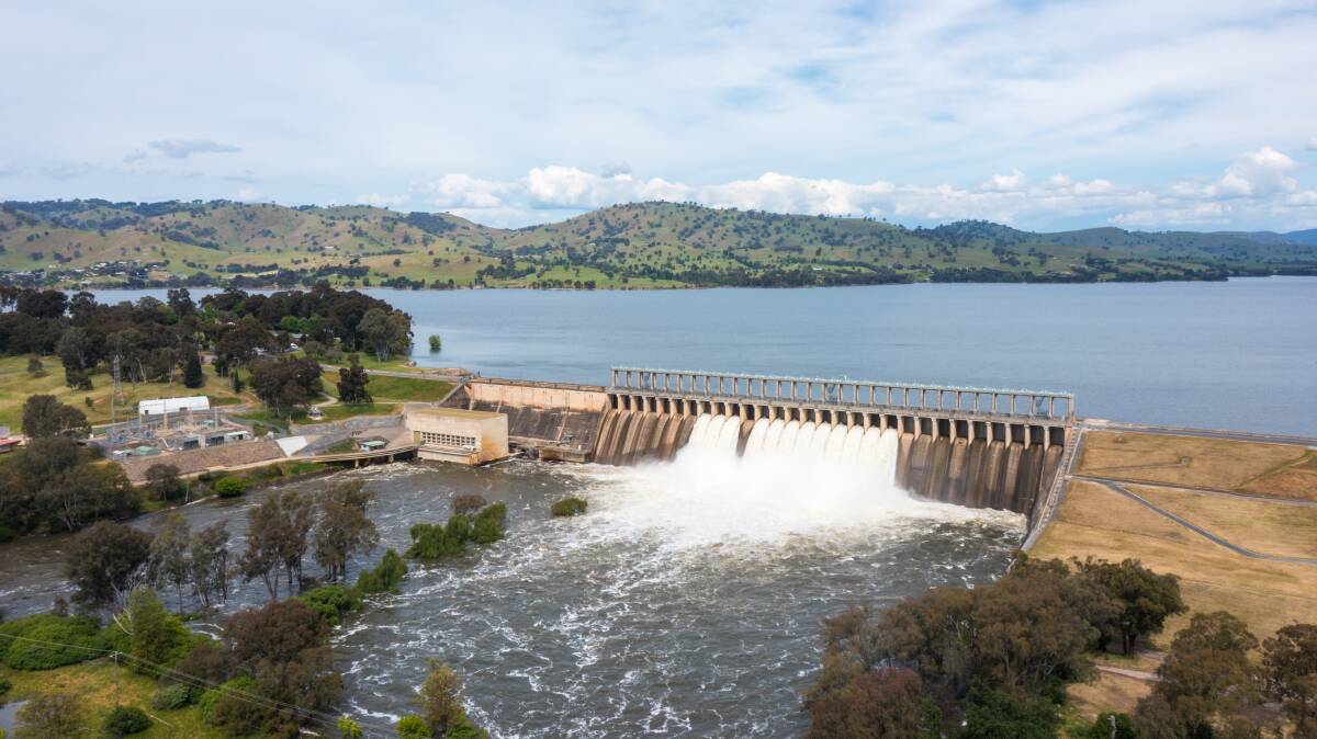 On Friday the Hume Dam started releasing 95 gigalitres a day, the equivalent of 38,000 Olympic swimming pools, up from 85 gigalitres on Thursday, an amount which will have a "significant" effect on farmers. Picture by Mark Jesser