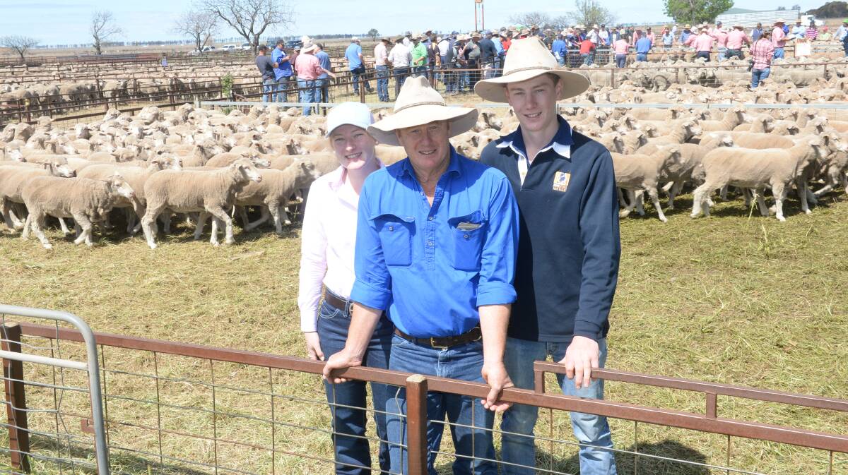 BUYERS: Lucy, Ray and Angus Webb, Morray, Kanangra, Yerong Creek, NSW, purchased the first pen at the Jeriliderie sheep and lamb sale last week.