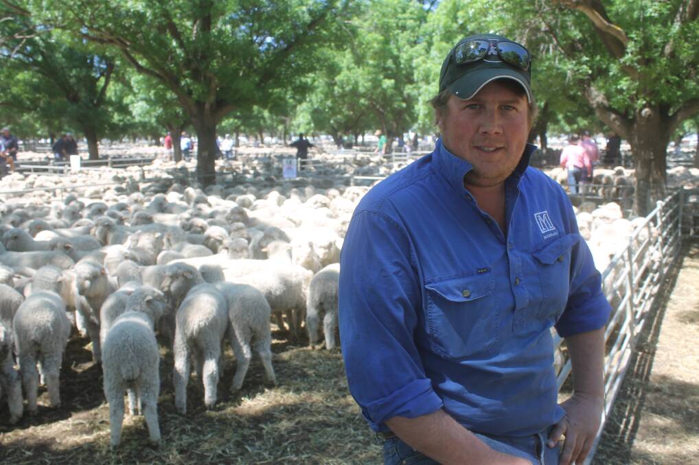 Tom Gordon, Moonyanco, Conargo sold crossbred and Merino wether lambs.