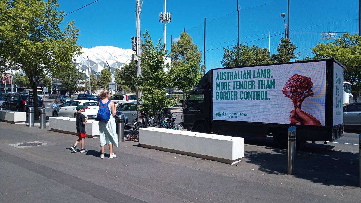 Billboards promoting Australian lamb at the Australian Open in Melbourne have made cheeky reference to the Novak Djokovic visa saga. 