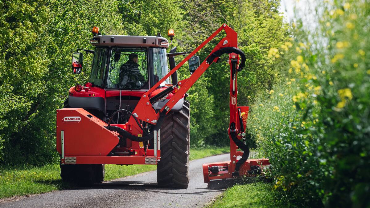 The MF 6S series tractors can handle and operate a wide range of large, modern implements with ease.