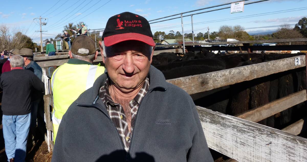 John Wals, J&G Wals, Stradbroke,has sold his property, and their 45 Angus steers, $1000-$1200, are nearly the last of their cattle at Heyfield. 