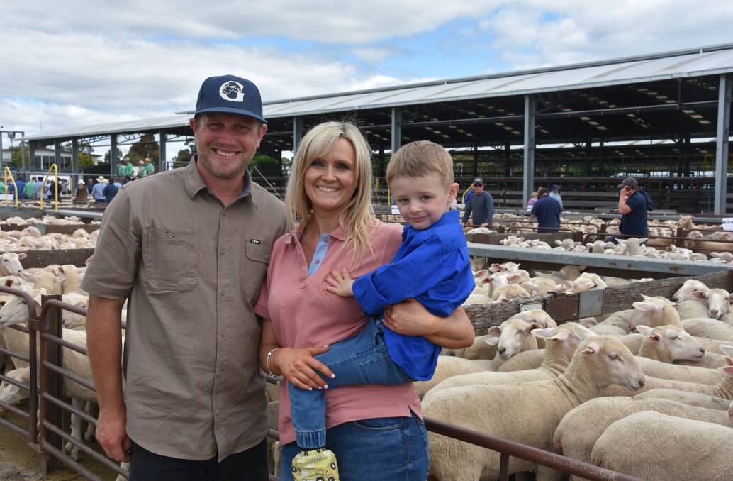 Craig Altus, Stephanie and Dylan McLean, Altus Pastoral, Lameroo, SA, sold a run at Naracoorte, SA, for the second-highest price of $356.