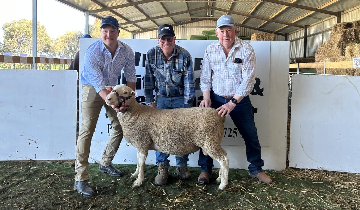 James and Ian Porter, Westleigh stud, Lake Wongan, with top-priced buyer Ian Maconachie, Ballyrogan (middle). Picture by Joely Mitchell