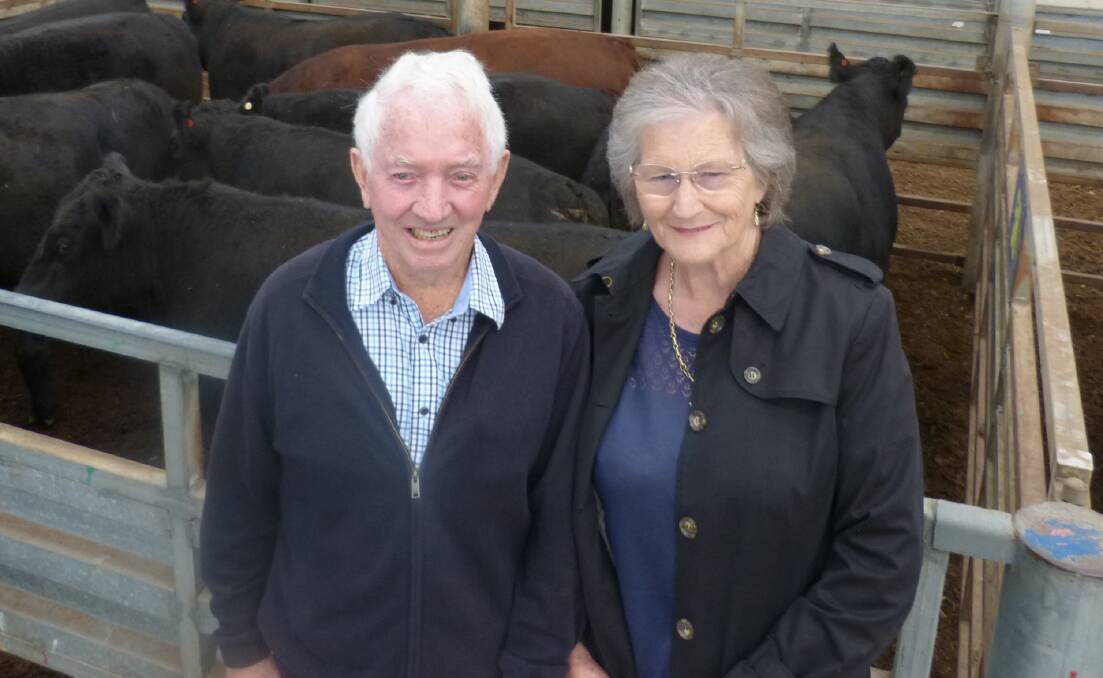QUALITY: Geoff and Leonie Joclyn sold
their much-loved, prime Angus bullocks
at Pakenham on Monday.