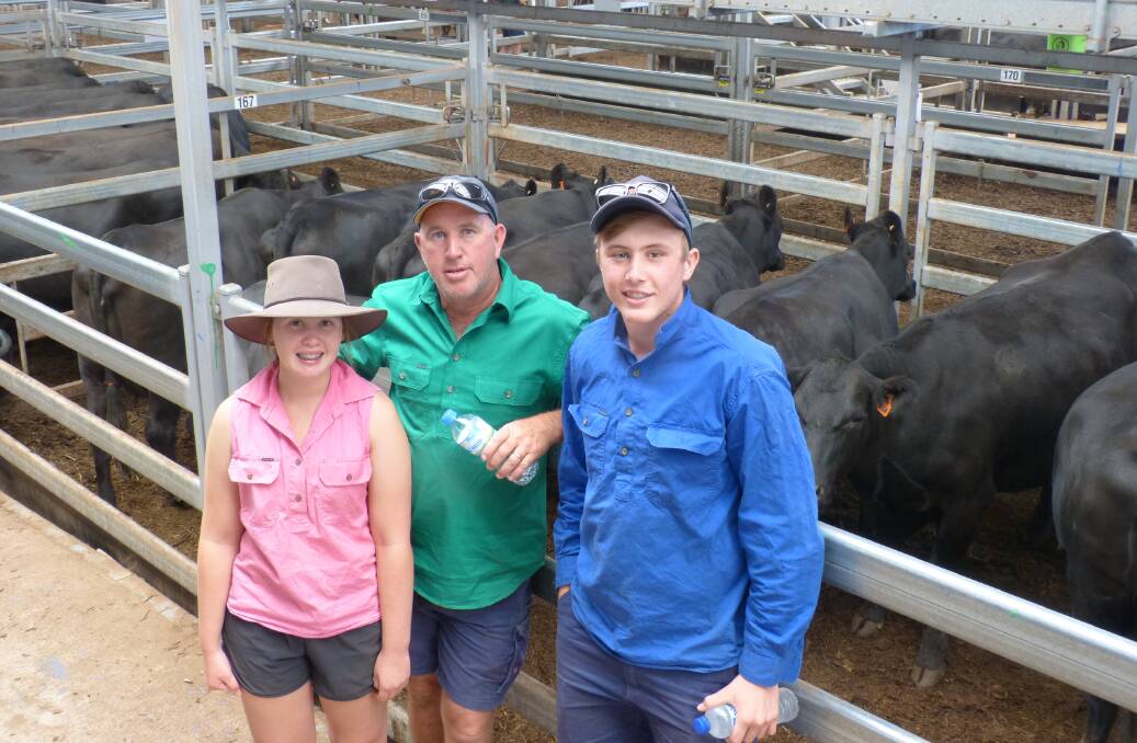Paul Hourigan, Everton, regularly sells top quality Angus-Friesian heifers joined to top Limousin bulls, at Wodonga. With Paul is son Lochie, and daughter Chloe.