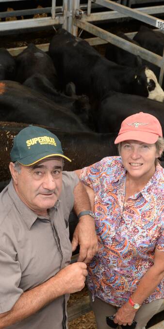 Nick & Joy Paola, German Town, via Bright, sent 56 mixed sex Angus weaners to Wodonga, to be part of the large yarding, and were very pleased with their outcome.