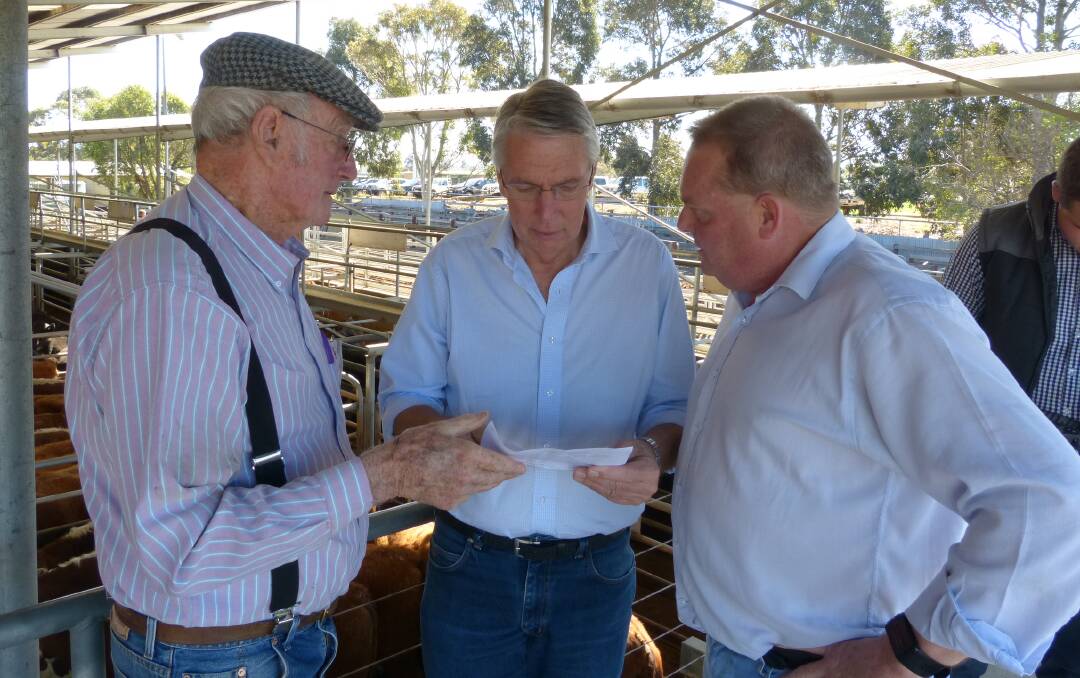 Politicians came to Bairnsdale to speak with producers. Shadow Agriculture Minister Peter Walsh and MP for East Gippsland, Tim Bull were talking with Alan Sheridan.