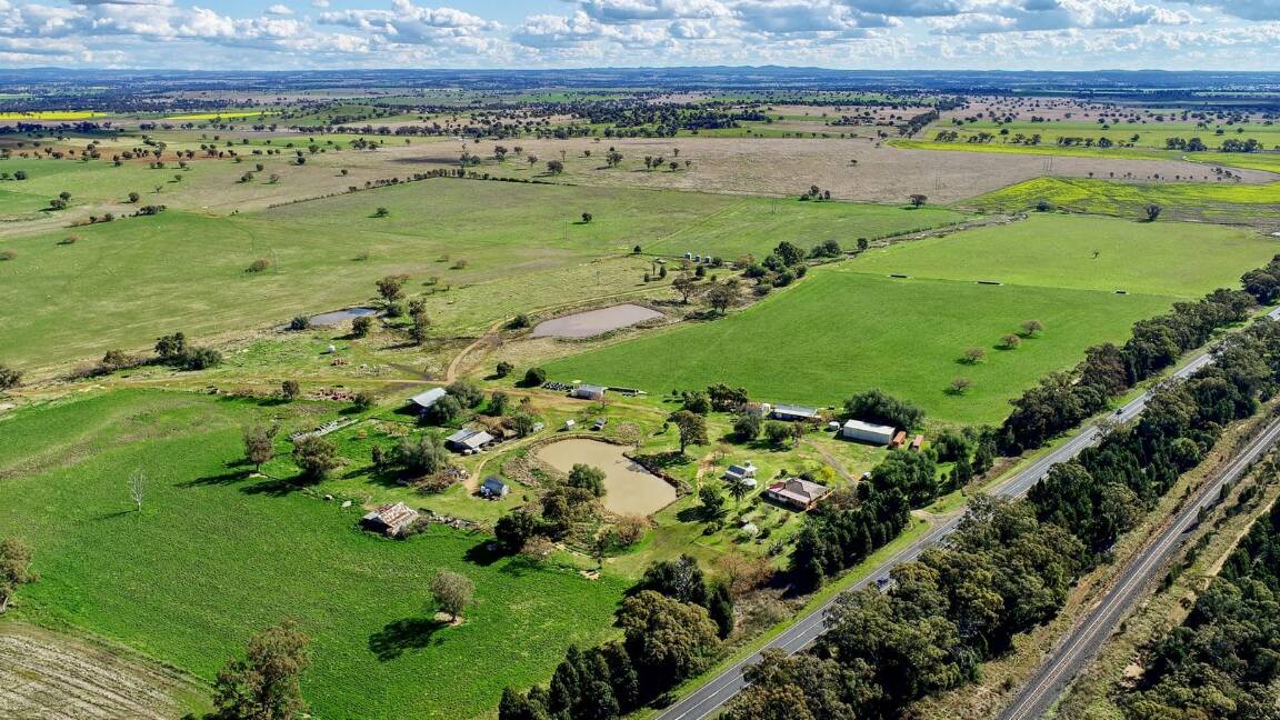 Negotiations are continuing on the well positioned 518 hectare Dubbo property Valley Fields.