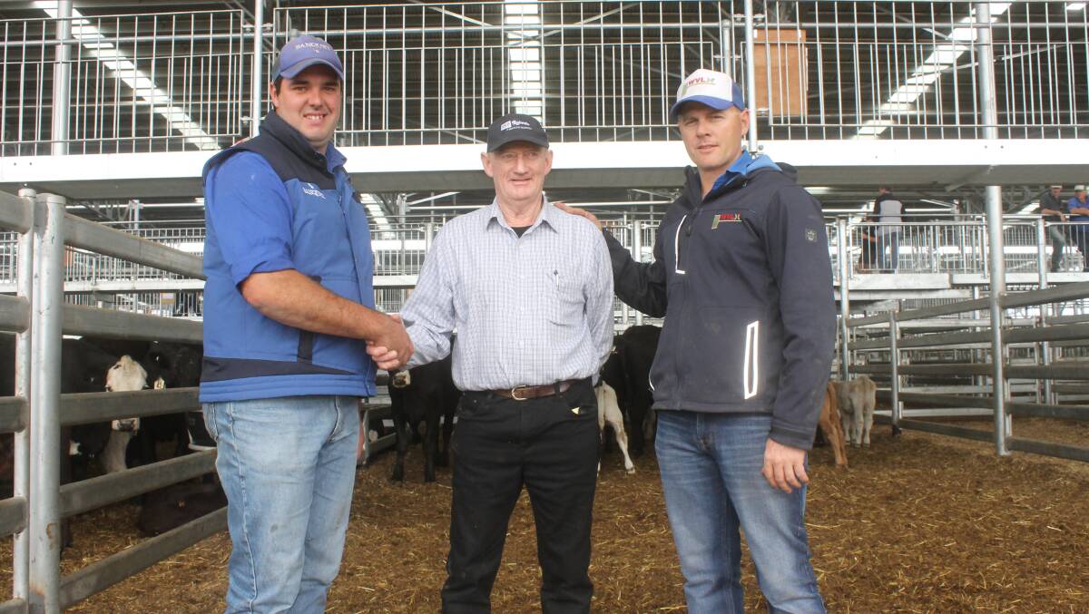 A very appreciative Peter Wines, Garvoc, was extremely thankful for the generous support offered by Gordon Branson, Banquet Angus, Mortlake, and WVLX manager Tim Nowell following the St Patrick's Day fires.