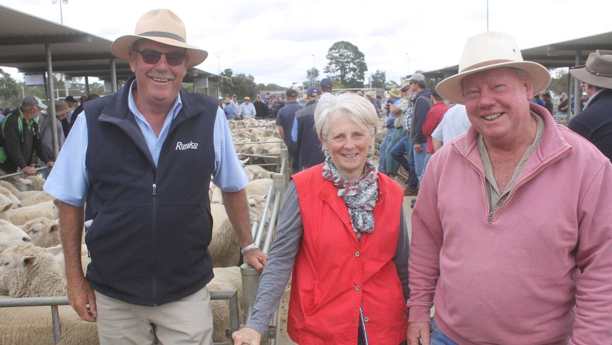 Deb and Chris Agnew, Glenhope, are retiring to small acres at Warrnambool. They are pictured with former agency colleague, Robert Bolton. 